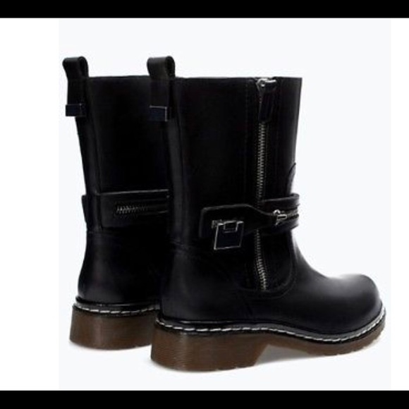 Zara Leather Bootie with Sole Detail size 6 1/2! - Picture 4 of 5